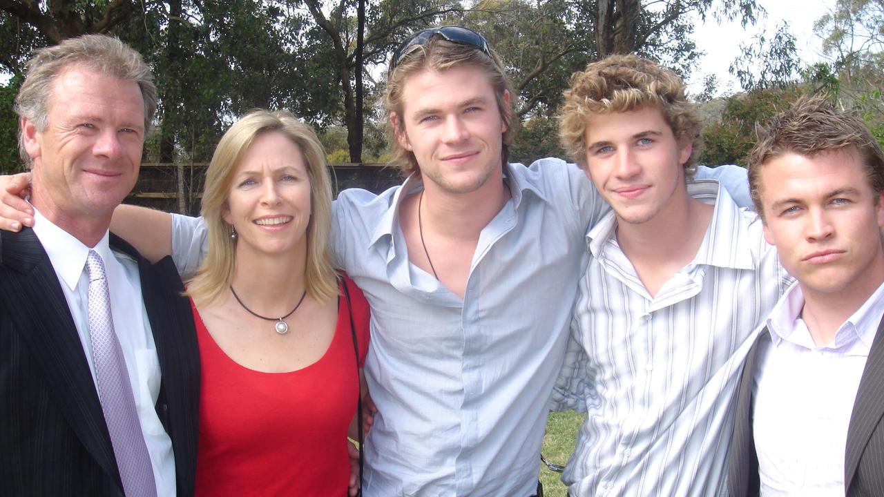 leonie hemsworth